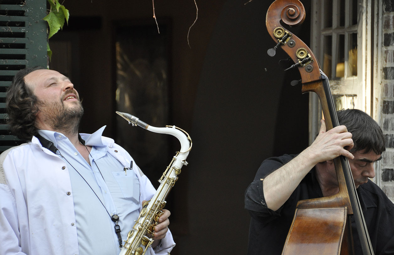 Vincent Pointeau au saxophone (Soirées Jazz / Jazz Nights La Fontaine-aux-Muses)